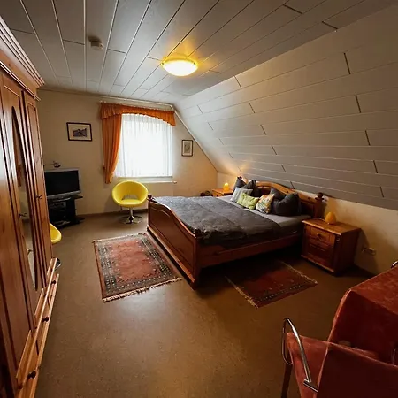 1 Am Sportplatz 2 Apartment
