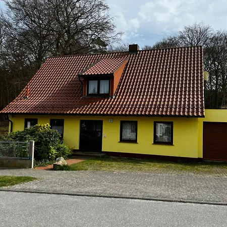 Feriehus Haus Zur Sonne Am Sportplatz 2